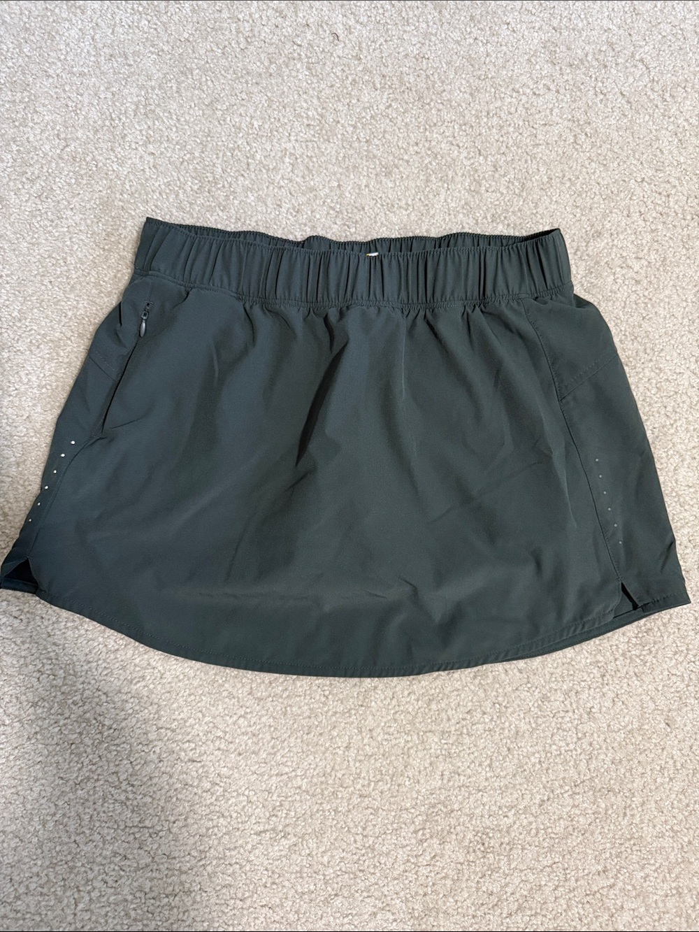 Women's Old Navy Green Athletic Skort with Elastic Waistband